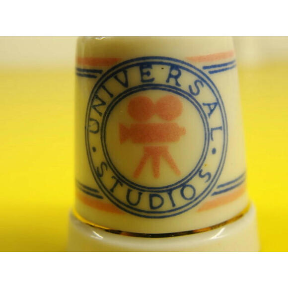 Vintage Thimble Universal Studios Porcelain Camera Souvenir - Picture 6 of 9